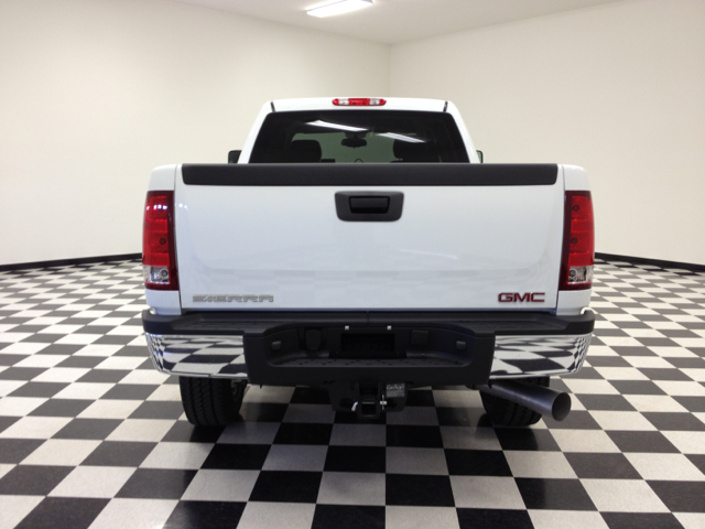 GMC Sierra 2500HD 4WD 1500 SLT Pickup Truck