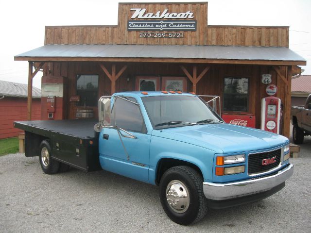 GMC Sierra 3500 Unlimited 4WD Cab Chassis