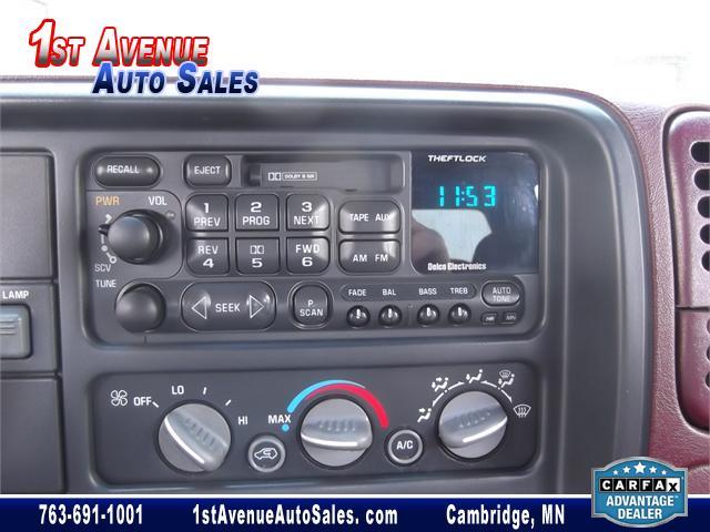 GMC Sierra 3500 SE 4WD Pickup Truck