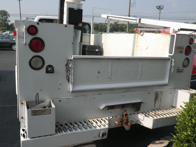 GMC Sierra 3500 2000 photo 2