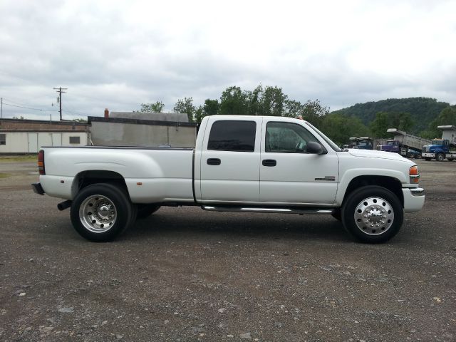 GMC Sierra 3500 2003 photo 11