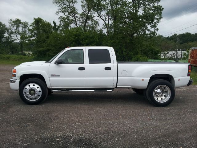 GMC Sierra 3500 2003 photo 12
