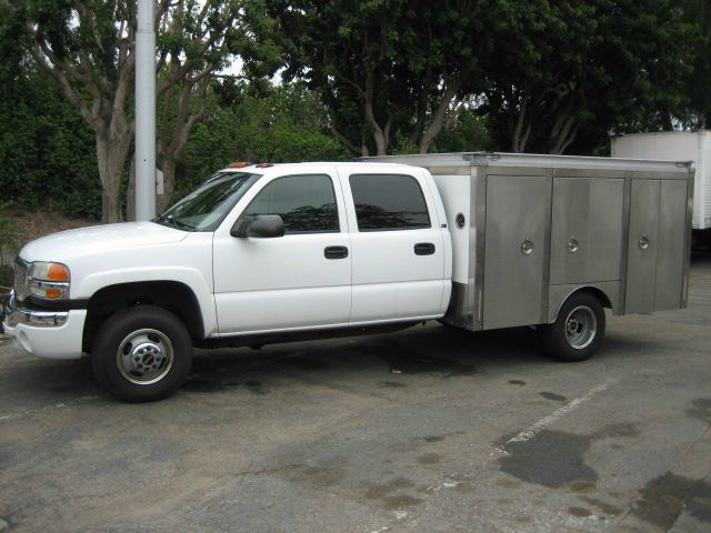 GMC Sierra 3500 2004 photo 2