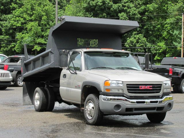 GMC Sierra 3500 2004 photo 3