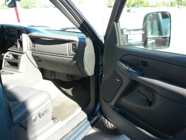 GMC Sierra 3500 2006 photo 18