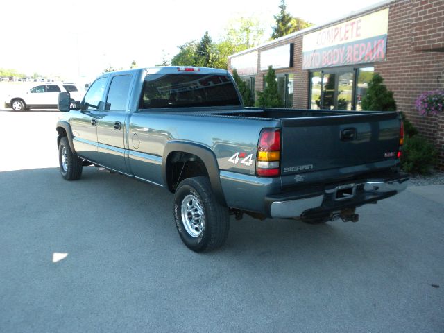 GMC Sierra 3500 2006 photo 32