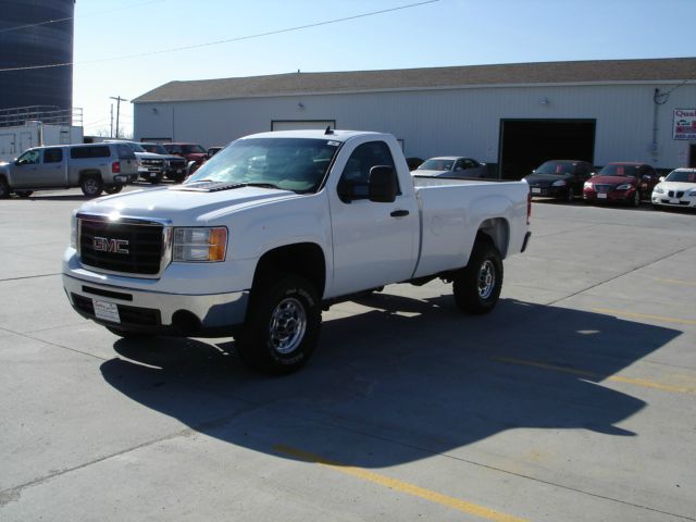 GMC Sierra 3500 2010 photo 2
