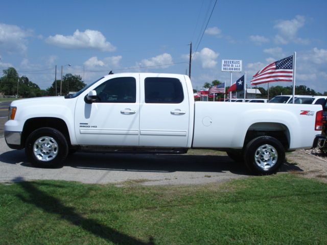 GMC Sierra 3500 2010 photo 11
