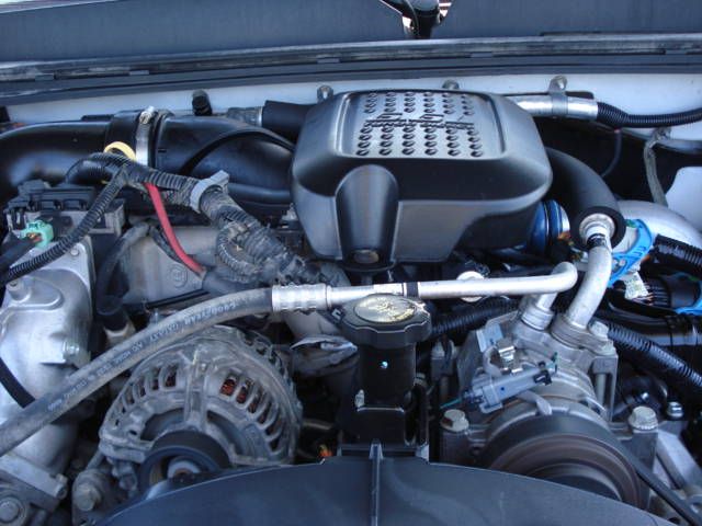 GMC Sierra 3500 2010 photo 28