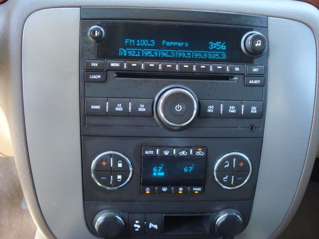 GMC Sierra 3500 2010 photo 29