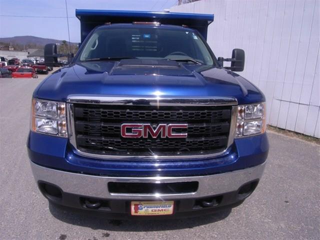 GMC Sierra 3500 Luggage Rack Pickup Truck