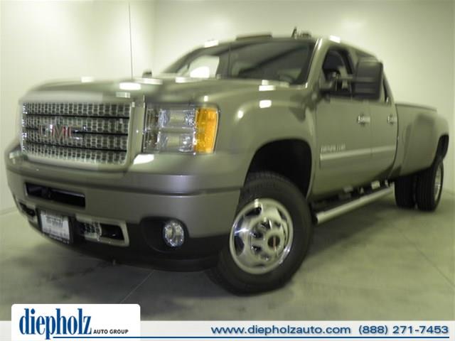 GMC Sierra 3500 2014 photo 2