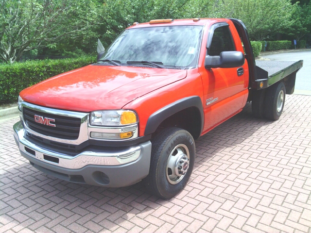 GMC Sierra 3500HD 2005 photo 1