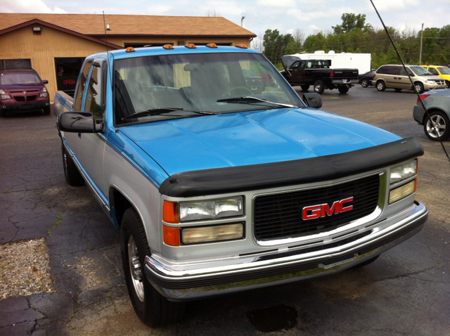 GMC Sierra C-K 2500 Signature Limited Sedan Pickup Truck