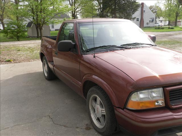 GMC Sonoma 1998 photo 1