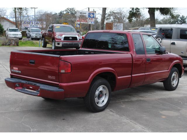 GMC Sonoma 2000 photo 2