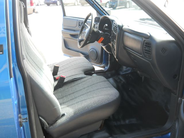 GMC Sonoma 2001 photo 1