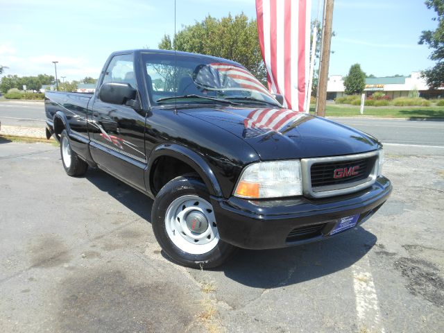 GMC Sonoma 2002 photo 1