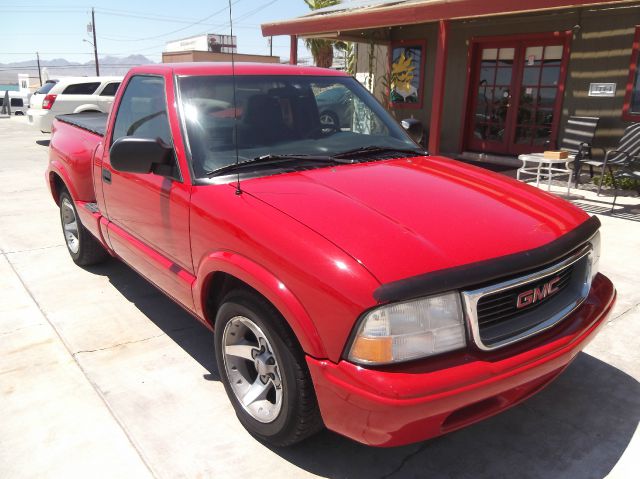 GMC Sonoma 2002 photo 2