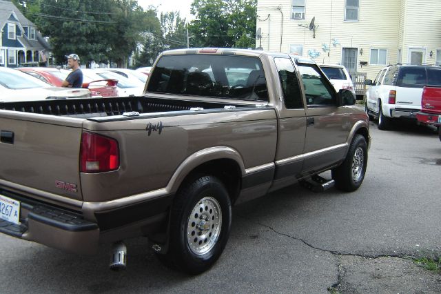 GMC Sonoma 2002 photo 4