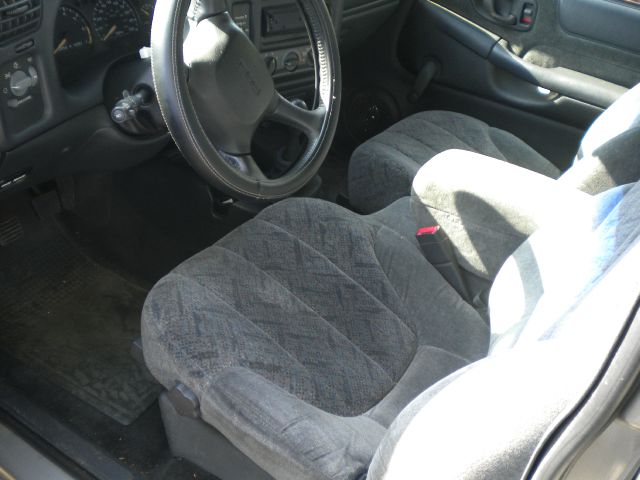 GMC Sonoma 2002 photo 1