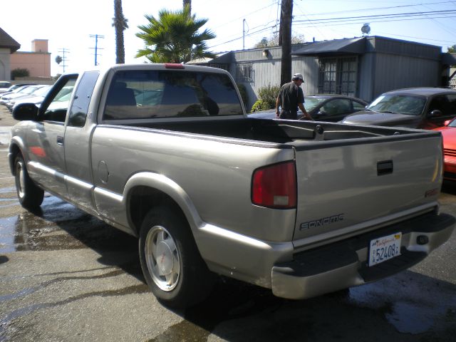GMC Sonoma 2002 photo 3