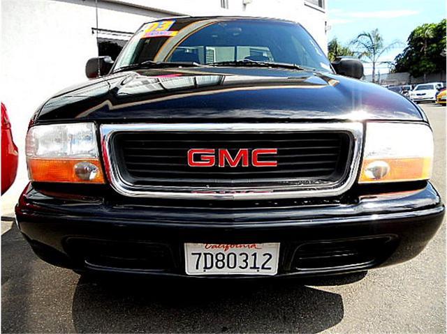 GMC Sonoma 2003 photo 1