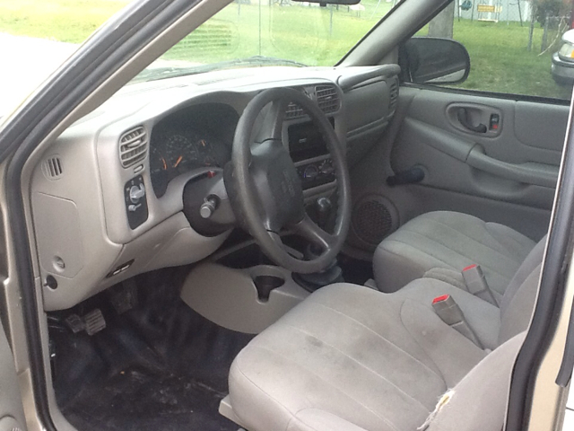 GMC Sonoma 2003 photo 1