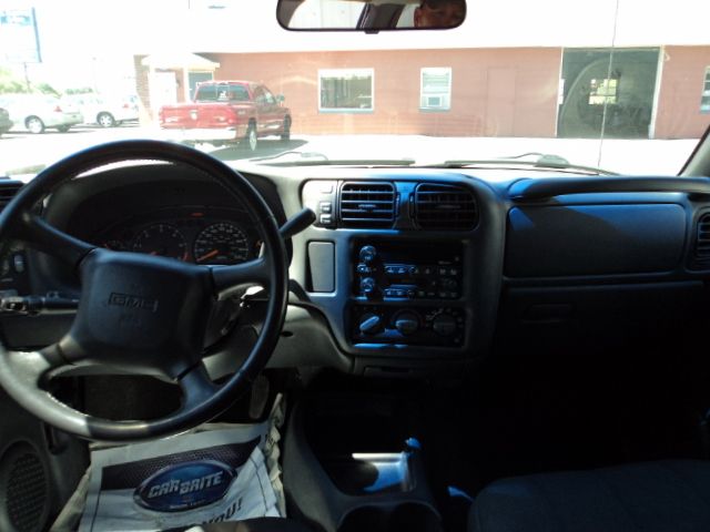 GMC Sonoma 2003 photo 1