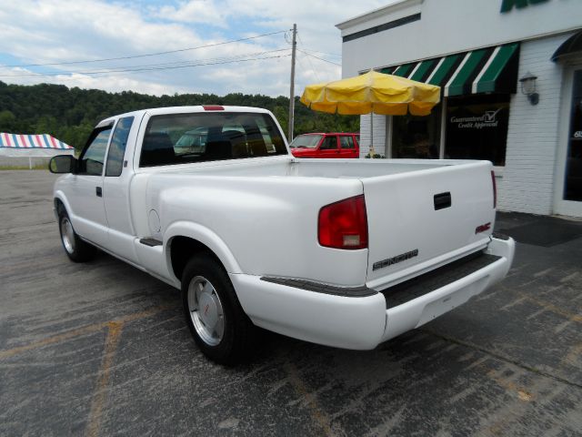 GMC Sonoma 2003 photo 13