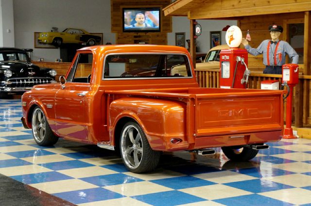 GMC Stepside Pickup 1969 photo 10
