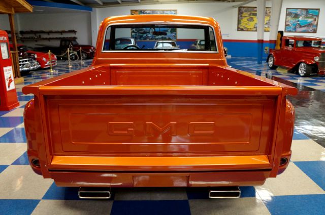 GMC Stepside Pickup 1969 photo 8
