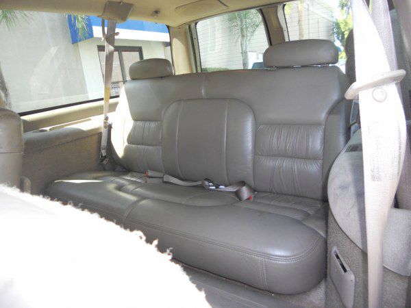 GMC Suburban XLT Eddie Bauer SUV