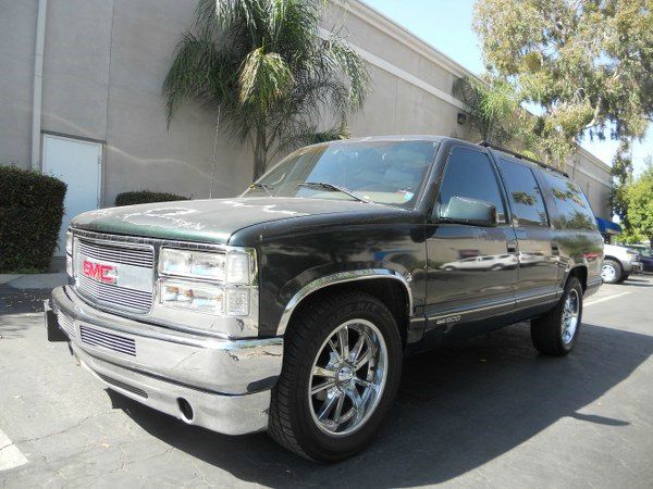 GMC Suburban 1996 photo 7