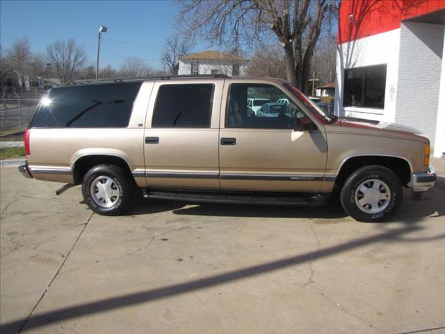 GMC Suburban Water Truck SUV