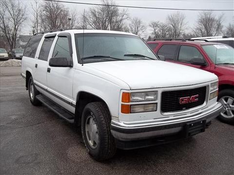 GMC Suburban 1999 photo 5