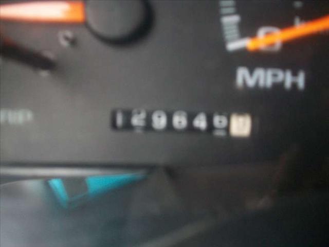 GMC Suburban Unknown Sport Utility