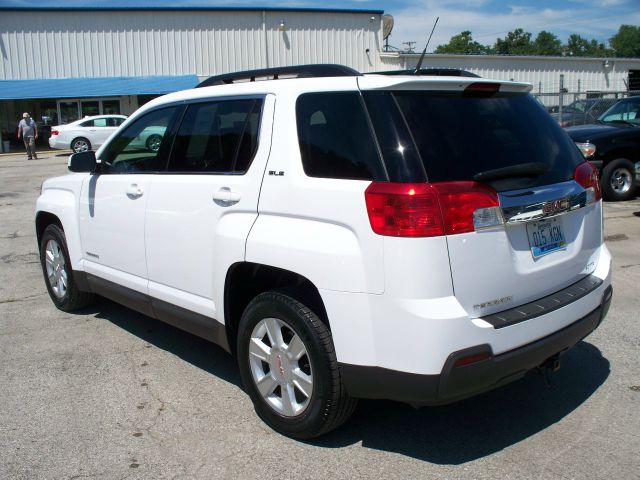 GMC Terrain 2010 photo 1