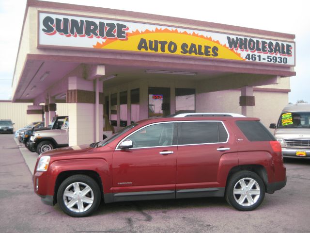 GMC Terrain 2010 photo 2