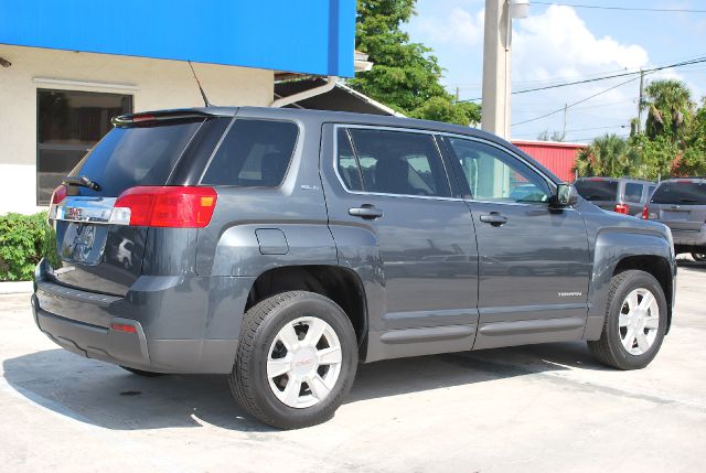 GMC Terrain 2010 photo 10