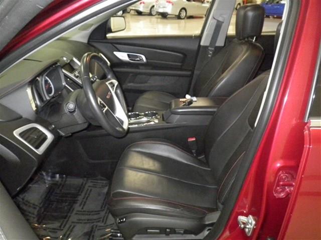 GMC Terrain 2010 photo 2