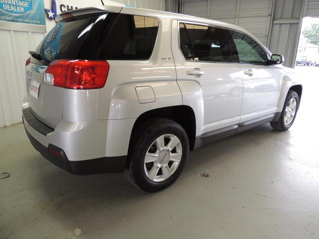 GMC Terrain 2010 photo 2