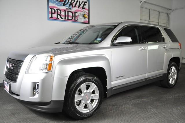 GMC Terrain 2010 photo 2