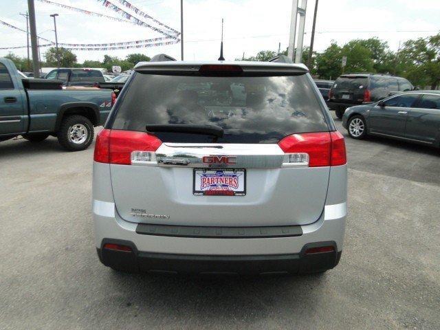 GMC Terrain 2010 photo 1