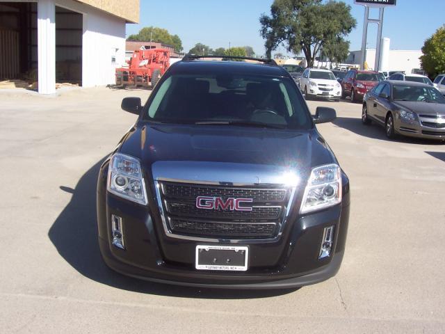 GMC Terrain 2010 photo 1