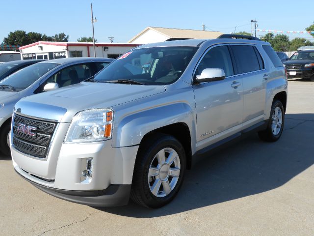 GMC Terrain Nav-tv/dvd-quads-third-sunroof-leather-4wd-6 CD TH SUV