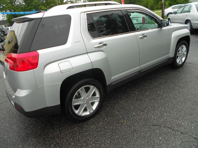 GMC Terrain 2010 photo 4