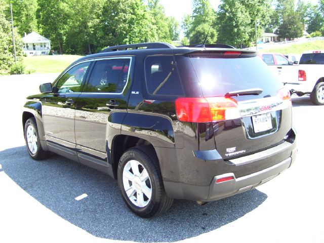 GMC Terrain 2011 photo 12