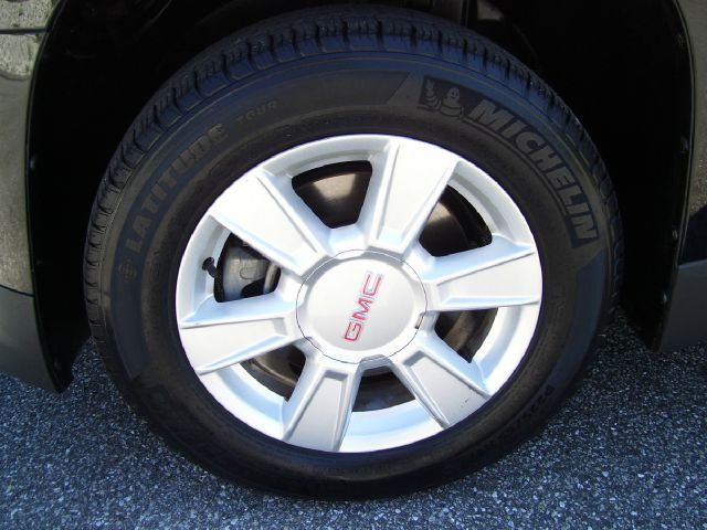 GMC Terrain 2011 photo 8