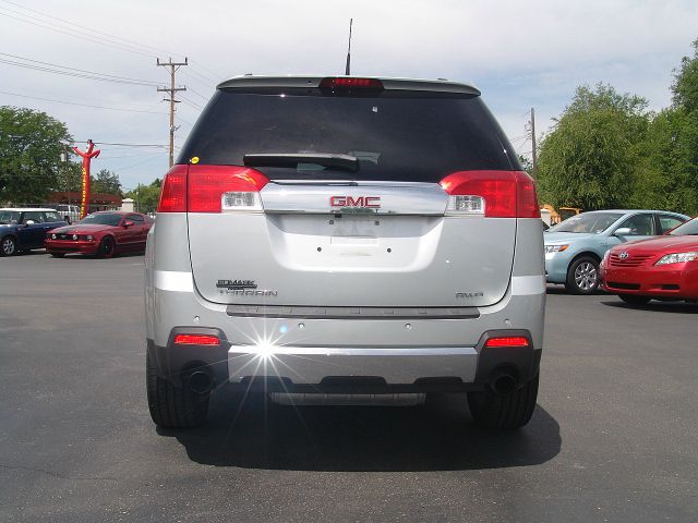 GMC Terrain 2011 photo 4